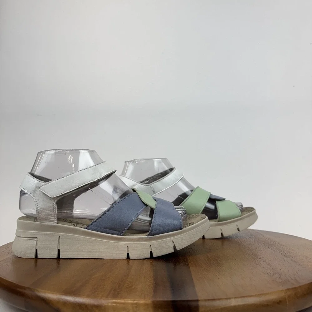 Womens Cloud Ivey Multicolor Leather Platform Wedge Peep Toe Sandals Size 38 EUC